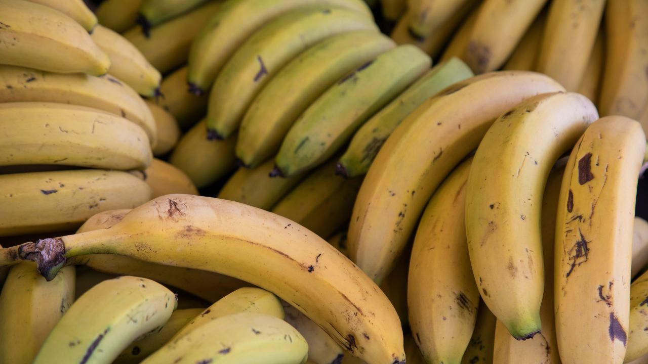 Bananas Remedies for Dry Cracked Feet, Unsplash