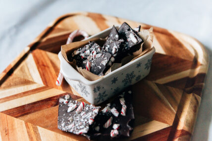 image of peppermint bark dark chocolate broken apart for serving in festive bakeware28 websize