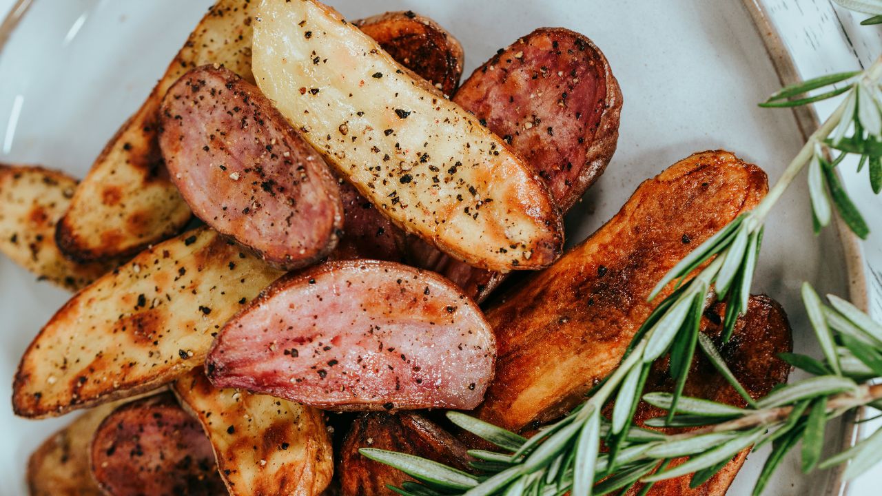 Baked Potatoes Dog Food, Unsplash