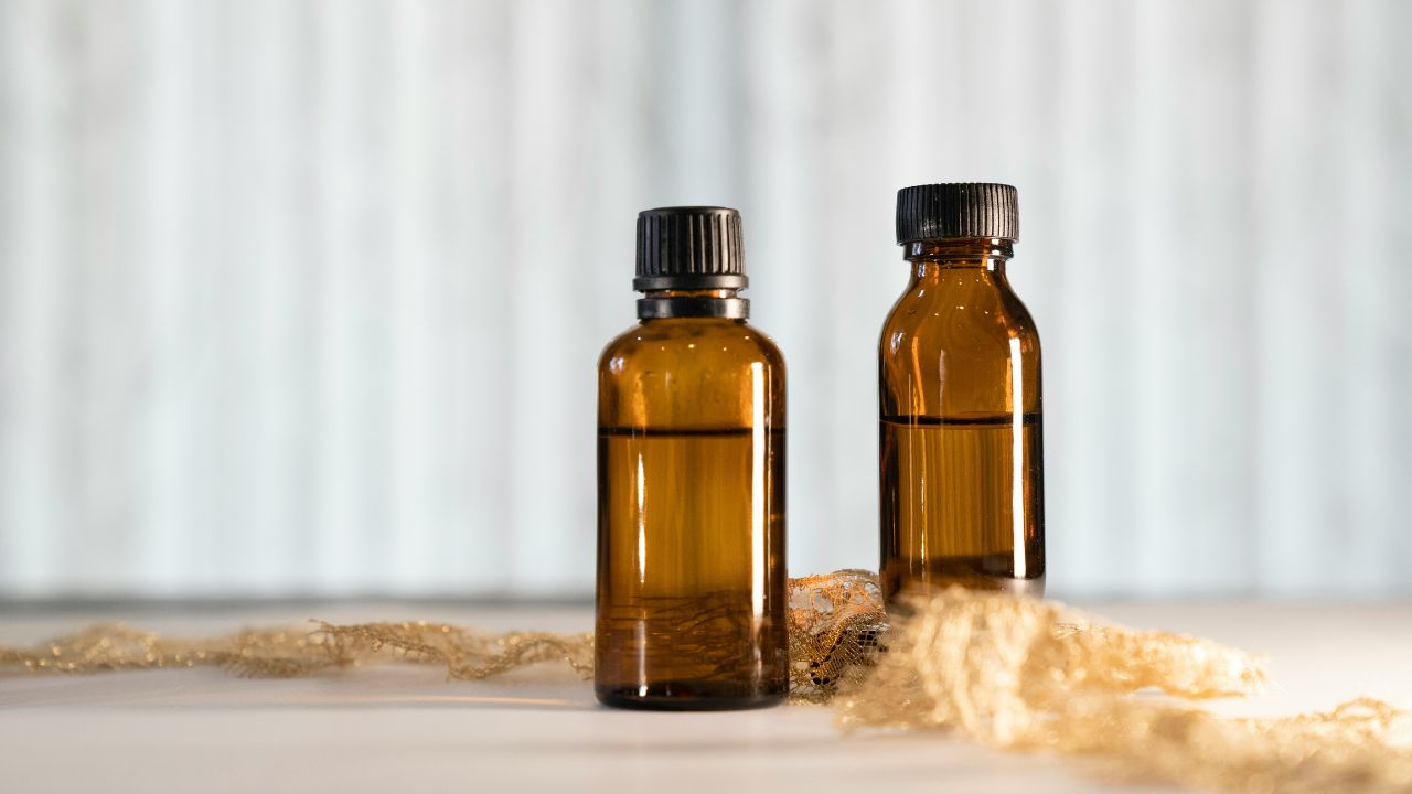 Lavender Oil Dandruff, Unsplash