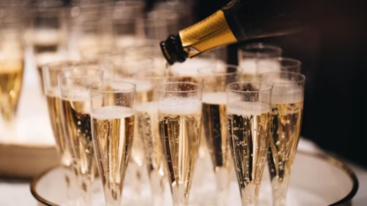 Champagne Unsplash