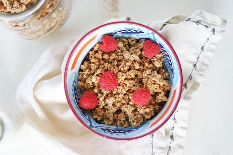 peanut butter granola recipe with chia seeds