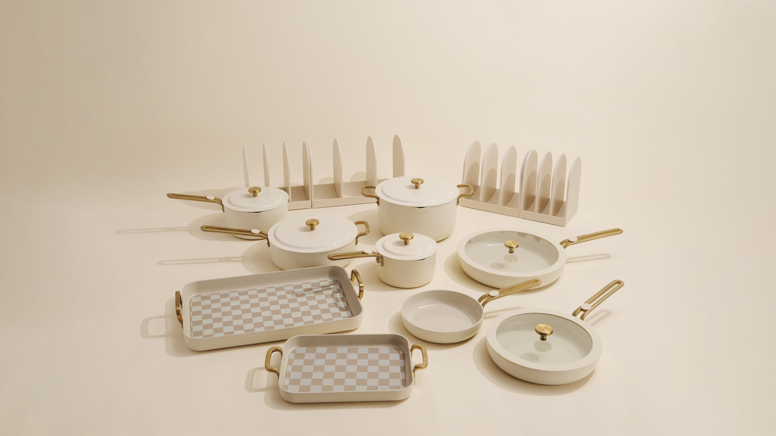 Our Place Essentials 21-piece set in cream