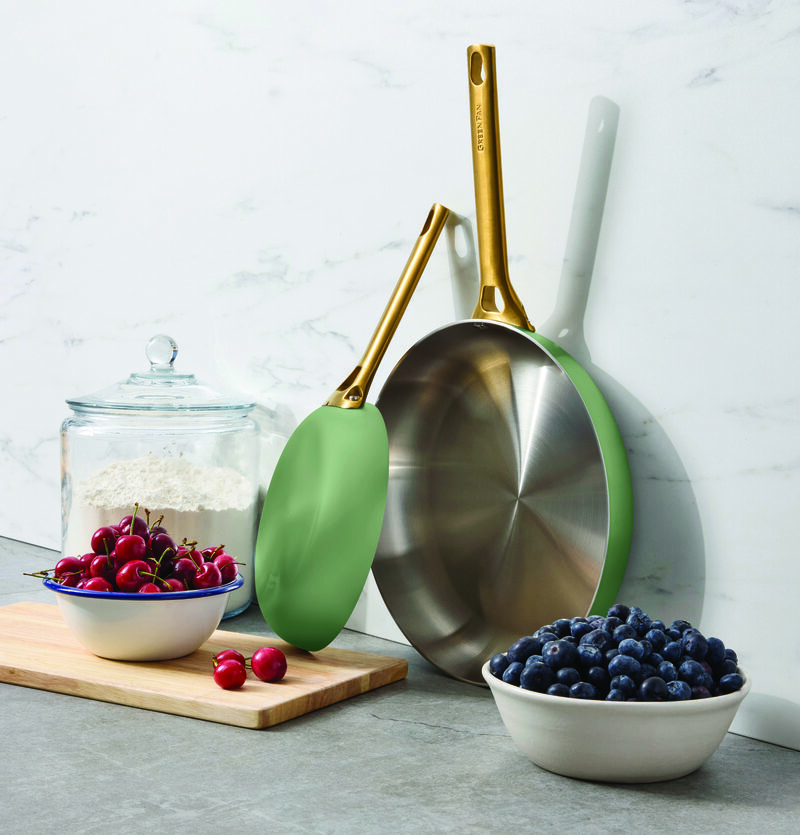 Image of the GreenPan Reserve Pro Stainless Steel frypan duo in Sage.