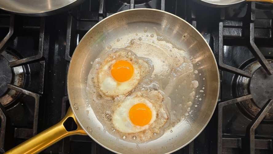 GreenPan Reserve Stainless Steel cooking eggs