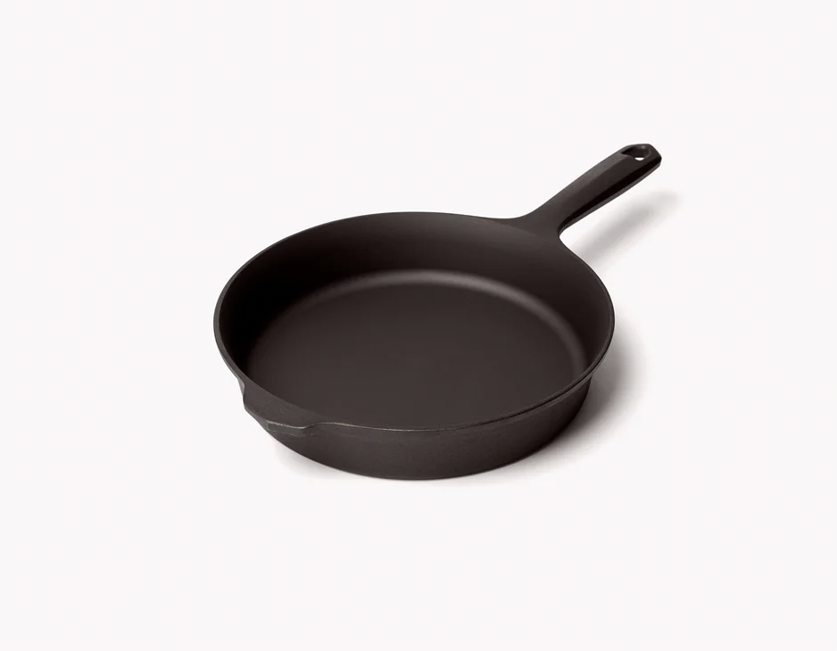 Image of the Field Company No.6 Skillet against a white background.